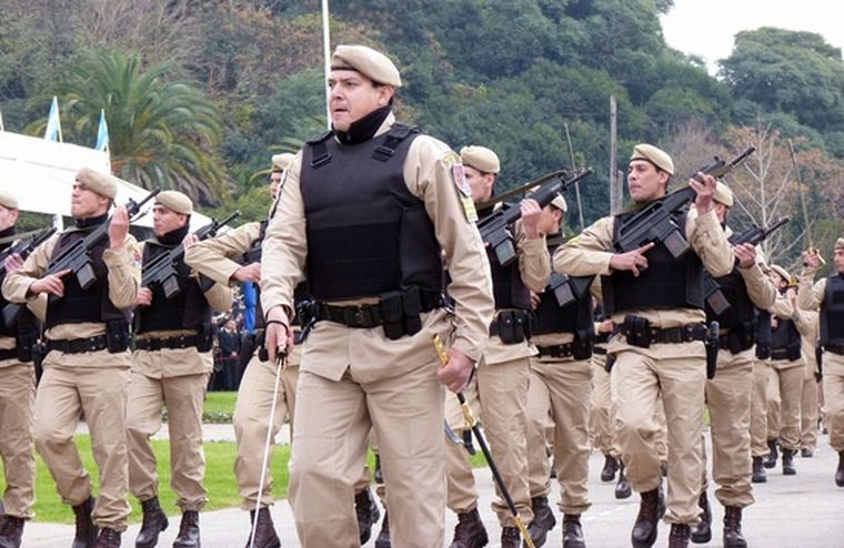 La Prefectura ejercerá competencias como policía auxiliar pesquera en concordancia con la Ley Federal de Pesca, y será la autoridad de aplicación del Sistema Guardacostas.
