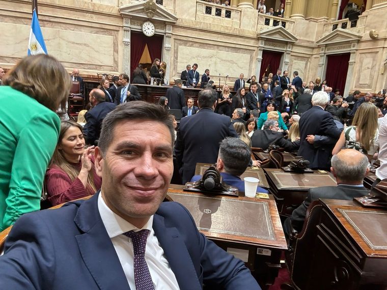 Facundo Correa Llano, presidente de La Libertad Avanza, quien tiene poder sobre&nbsp; el PAMI
