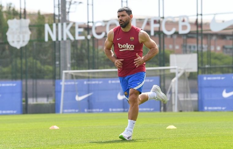 Agüero debe esperar para su debut en Barcelona. Foto: Instragram