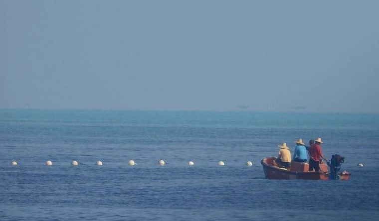 China pide a la UE mantenerse al margen y dejar de China pide a la UE mantenerse al margen y dejar de