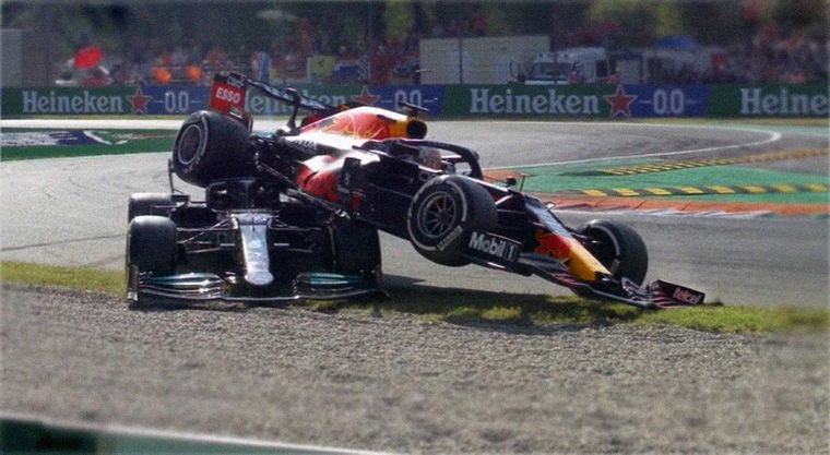 Verstappen terminó arriba de Hamilton Foto: F1 TV