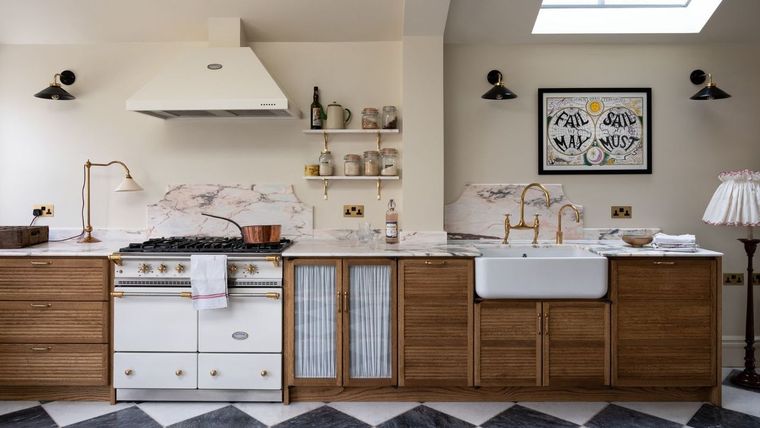 Cocina lineal (o de un solo frente) Créditos:&nbsp;&nbsp;deVOL Kitchens.