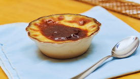 La receta ha pasado de generación en generación y, aun con variaciones, mantiene el equilibrio clásico entre leche, vainilla y canela.