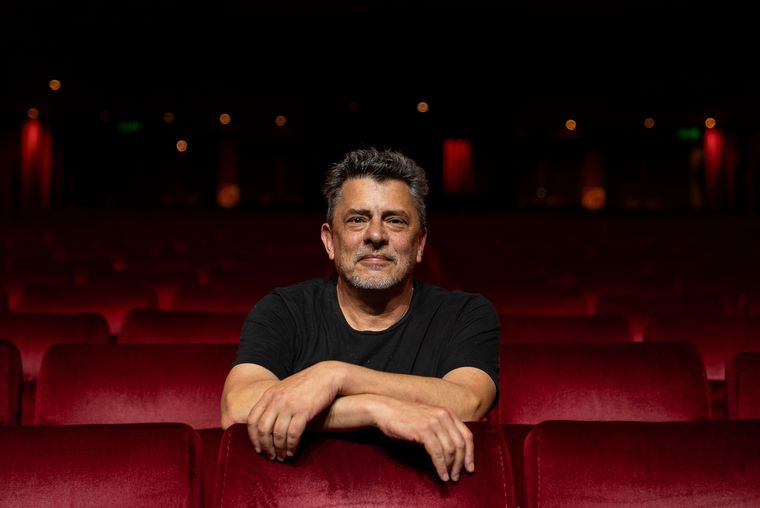 Javier Daulte dirigirá la adaptación teatral de Secreto en la montaña. 
