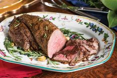 salsa Carne con salsa a base de vino. Foto: Southern Lady Magazine (southernladymagazine.com(