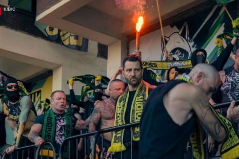 Qué lleva a un adolescente a elegir la violencia antes que el estudio o el trabajo. Qué lleva a un adolescente a elegir la violencia antes que el estudio o el trabajo.