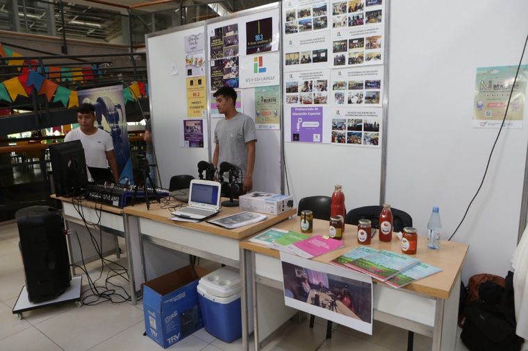 Más de 400 proyectos educativos son exhibidos por sus estudiantes y docentes Foto: Prensa Gobierno de Mendoza