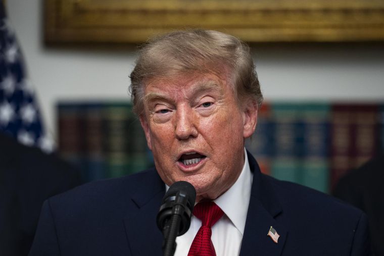 Donald Trump anunció nuevas medidas económicas contra Irán. Donald Trump anunció nuevas medidas económicas contra Irán.