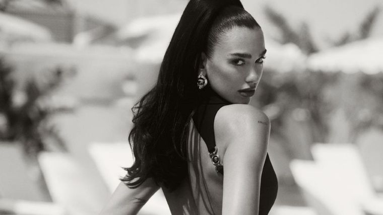 Dua Lipa Electrizante Foto: @dualipa