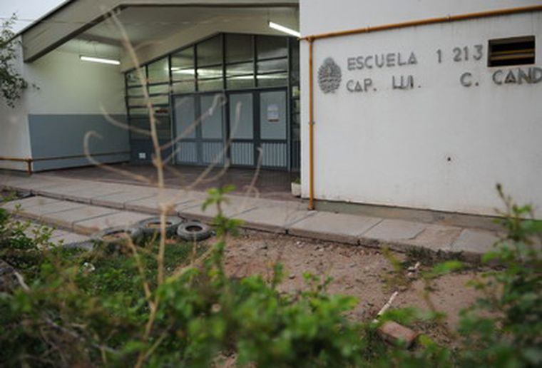 La escuela Luis Candelaria de El Algarrobal donde la ONG Conciencia detectó que 120 de los 400 alumnos están en condición de trabajo infanitl. Foto: Ivana Gonzalez / MDZ