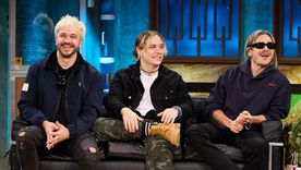 Airbag visitó el programa español La Revuelta. / Instagram Airbag visitó el programa español La Revuelta. / Instagram