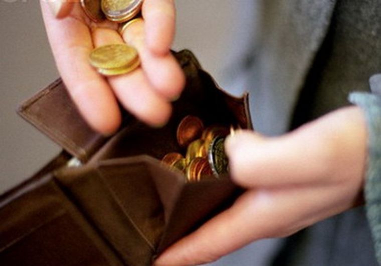 Los salarios, em medio de una carrera con desventaja contra la inflación.