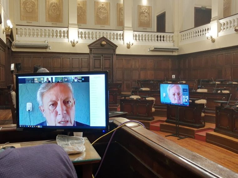 El diputado Torres durante el debate del proyecto hoy, que generó cruces. Foto: Cámara de Diputados