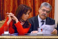 Cristina Fernández de Kirchner y Julio de Vido. Cristina Fernández de Kirchner y Julio de Vido.