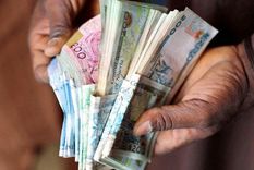 Los secuestradores exigen dinero en efectivo para evitar una transferencia bancaria que pueda ayudar a localizarlos Foto: BBC