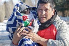 Urgencia La familia estaba en medio de la nieve y sin víveres. Foto: Prefectura Naval.