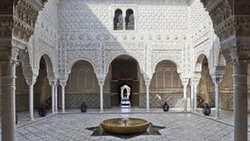 Bin Ennakhil, situado en el lujoso barrio de Palmeraie de Marrakech, ha sido descrito como una obra maestra arquitectónica.