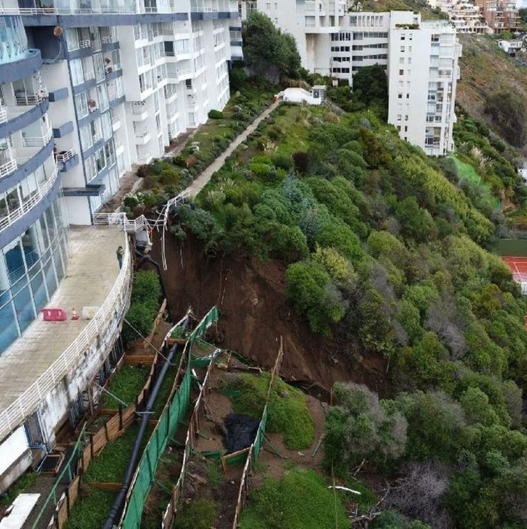 El movimiento de tierras a metros del Euromarina II. Foto: Leandro Muñoz Caro