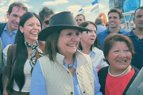 Patricia Bullrich subió un video en modo campaña Patricia Bullrich subió un video en modo campaña