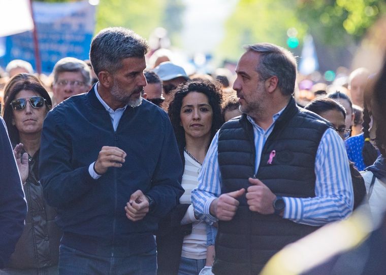 Ulpiano Suarez y Matías Stevanato estuvieron presentes en la marcha