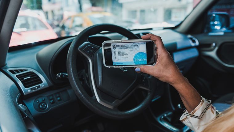 La tarjeta azul ya no es obligatoria y eso puede traer complicaciones Foto: Argentina.gob