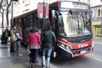 MDZol | La quita de los subsidios al transporte es una medida que golpea especialmente a quienes más lo necesitan, aseguró el abogado y concejal Darío Casado Foto: El Doce