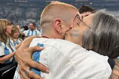 Mónica Villaverde defendió a su hijo Papu Gómez. Mónica Villaverde defendió a su hijo Papu Gómez.