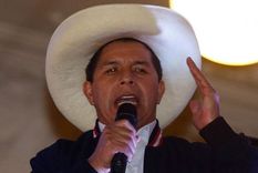 Pedro Castillo llegó a la presidencia de Perú con un programa de economía popular con mercados. Foto: GETTY IMAGES