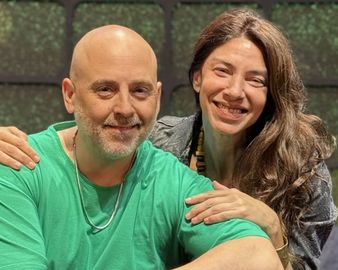 José María Muscari intervino públicamente para desactivar las versiones exageradas sobre la salud de su actriz principal. / Instagram @rominagaetani José María Muscari intervino públicamente para desactivar las versiones exageradas sobre la salud de su actriz principal. / Instagram @rominagaetani