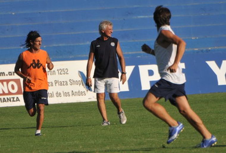 El Ruso no se hace cargo de mochilas ajenas. Foto: Pachy Reynoso/ MDZ