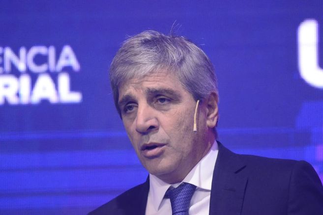 Luis Caputo fue denunciado por el kirchnerismo Luis Caputo fue denunciado por el kirchnerismo