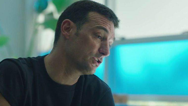 El documental repasa los inicios del ciclo y las dificultades que debió sortear el cuerpo técnico en sus comienzos. El documental repasa los inicios del ciclo y las dificultades que debió sortear el cuerpo técnico en sus comienzos.
