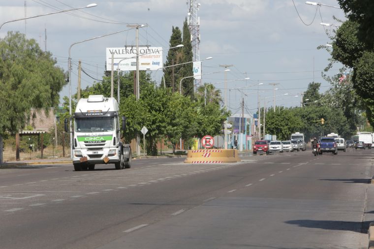 carril rodriguez peña zona industrial mendoza