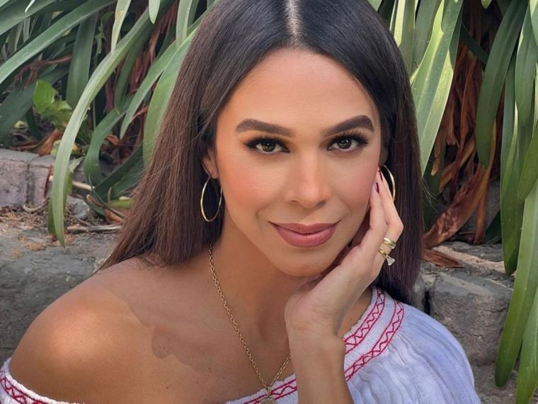 Biby Gaytán compartió sus secretos de belleza.