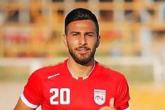 el jugador irani amir nasr azadani no sera ejecutado pero fue condenado a 26 anos de prision