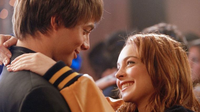 Foto: https://origin-www.cosmoenespanol.com/entretenimiento-cultura/reunion-lindsay-lohan-aaron-samuels-mean-girls/