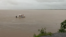El temporal en Paraná arasó con una vivienda y dos personas son buscadas. El temporal en Paraná arasó con una vivienda y dos personas son buscadas.