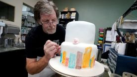 Jack Phillips, el pastelero que se negó a hacer una torta a una pareja gay y fue respaldado por la Corte Suprema de Estados Unidos