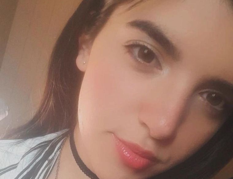 Se busca a Nikita Electra Sienra, una joven de 20 años desaparecida desde la madrugada del sábado 18 de abril en Santa María de Punilla, Córdoba.