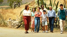 Una buena comedia. Una buena comedia.