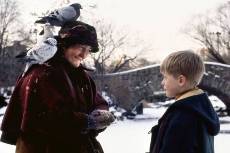 Foto: https://www.nacion.com/viva/entretenimiento/la-senora-de-las-palomas-de-mi-pobre-angelito/F2XDFRYKIJAYHCWOKTD2RFPVLU/story/