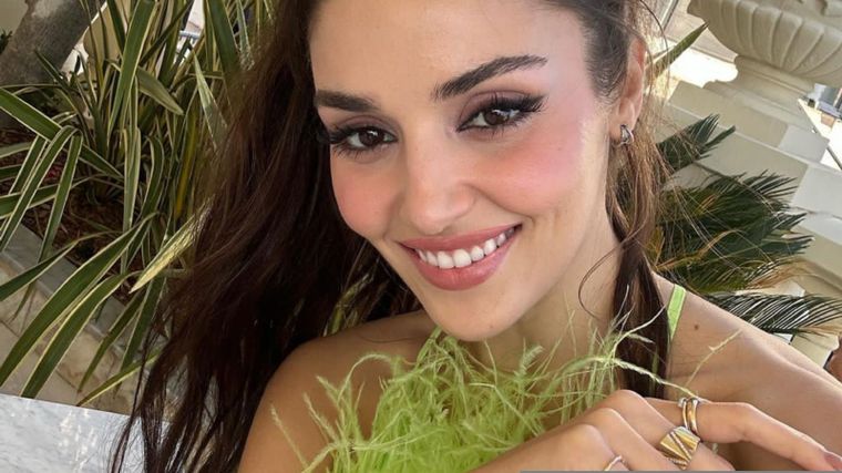 Hande Erçel Una de las actrices turcas más elegantes. Foto: @handemiyy