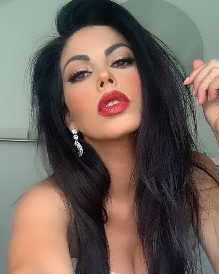 África Zavala es una de las actrices más populares de la pantalla chica latina. Foto: Instagram/África Zavala