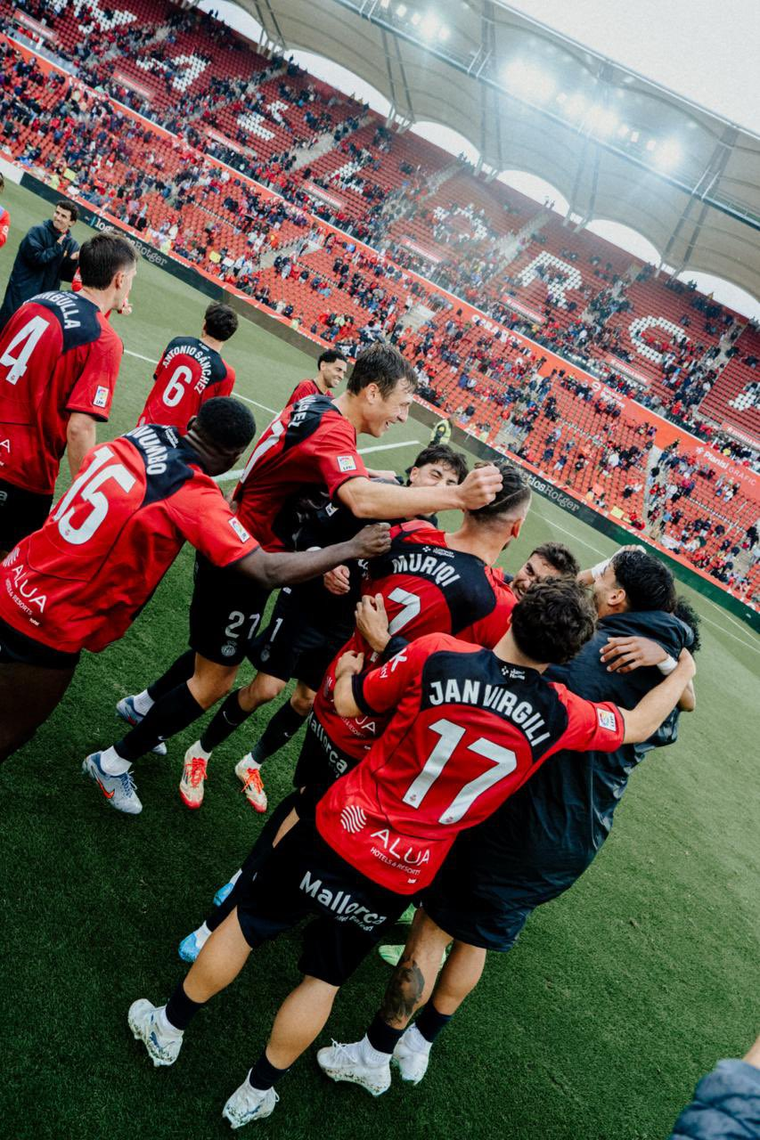 Mallorca tomó un poco de aire tras la goleada ante el Rayo. Mallorca tomó un poco de aire tras la goleada ante el Rayo.