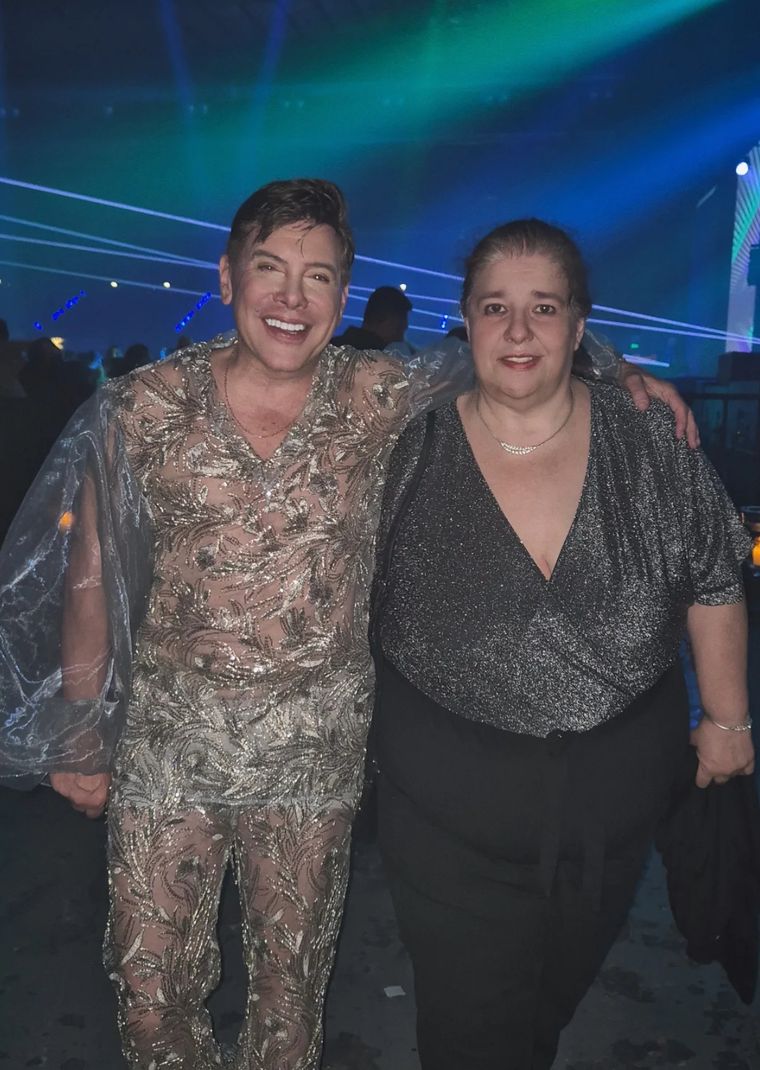 Gabriel Canci hizo cambio de look y se encontró con Claudia Rivero. Gabriel Canci hizo cambio de look y se encontró con Claudia Rivero.