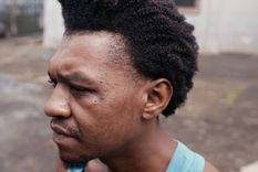 Jude Jean ha sido encarcelado varias veces por robar para financiar su adicción a la heroína.