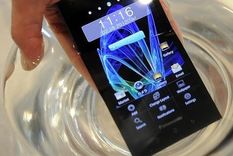 como arreglar un celular que se mojo en siete minutos
