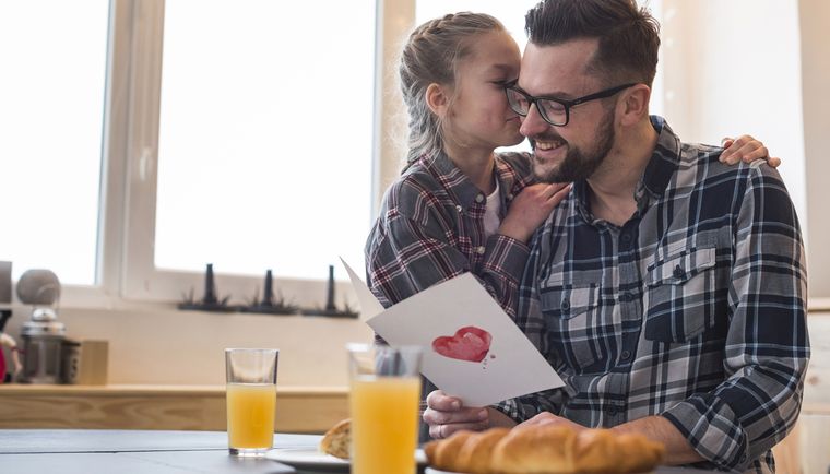 Se acerca el Día del Padre. Foto: Freepik