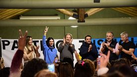 Flor Destéfanis, Emir Félix, Fernando Ubieta, Matías Stevanato y Jorge Omar Giménez. Foto: Gentileza PJ