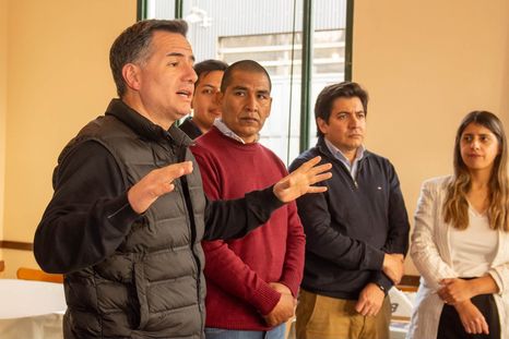 Gabriel Bornoroni impulsa la construcción de una estructura de La Libertad Avanza en Córdoba con miras a 2027.